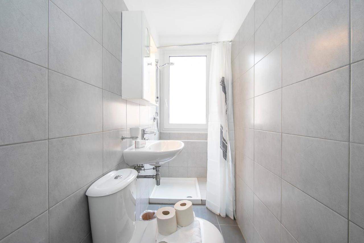 Casa Glicine - Happy Rentals Лугано Екстериор снимка
